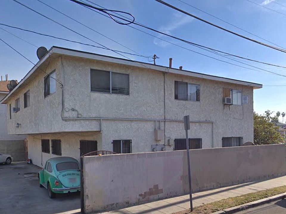 2nd image of 1025 E Hill St APT B