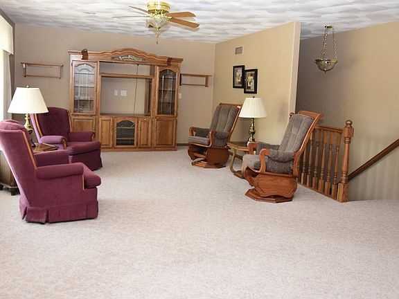 4th image of 517 Tanglewood Dr