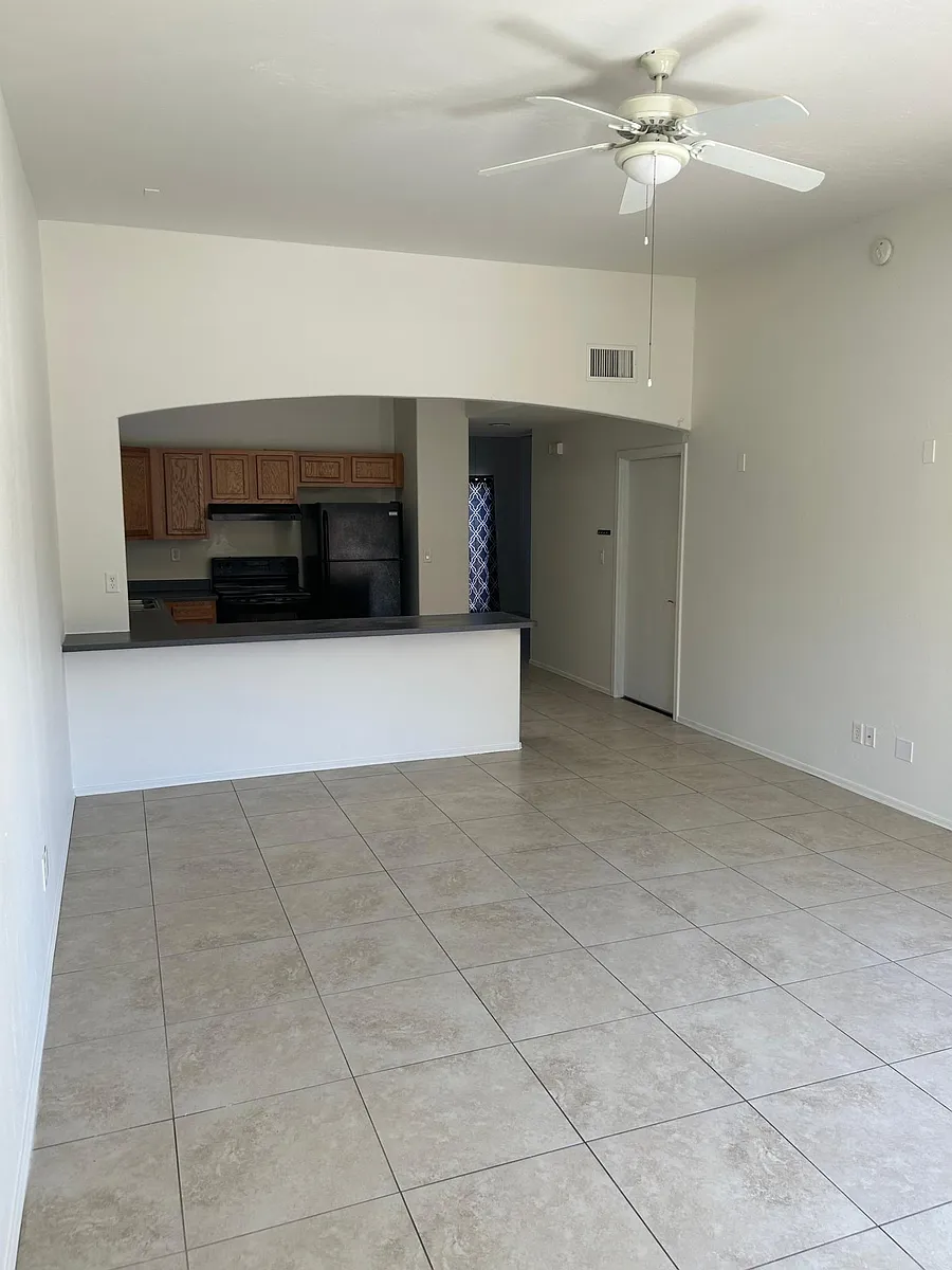 Building Photo - 7201 E Chelsie Kaye Ln