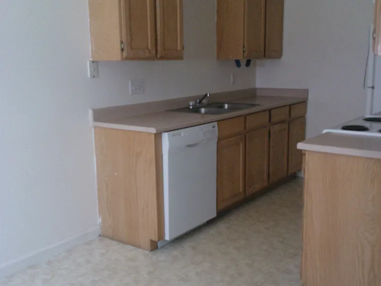 3896 W Benview Ave #D — Photo 6