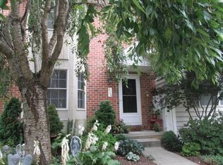 426 N Oak St, Lititz, PA 17543