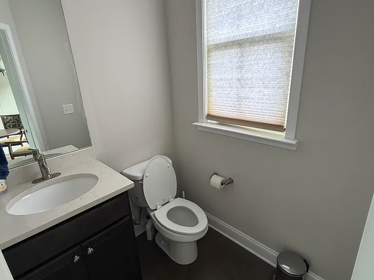 201B Burns Ave — Photo 16