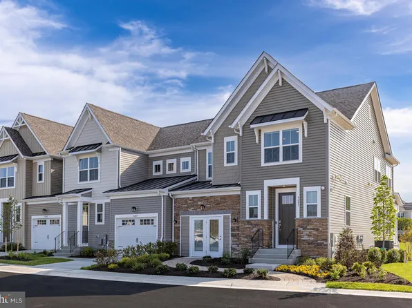 4285 Market Place Dr, Perry Hall, MD 21128