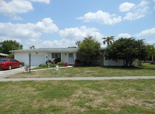 2424 Conway Blvd, Pt Charlotte, FL 33952