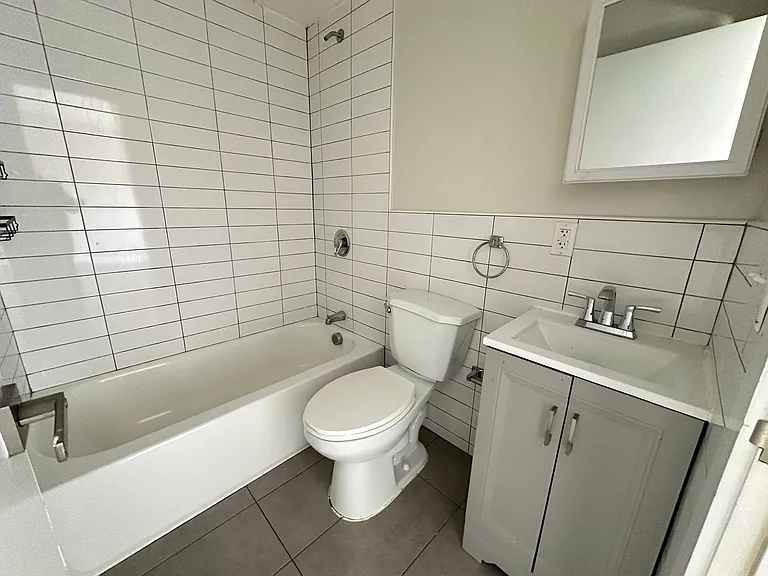 2500-02 Kennedy Blvd #509 — Photo 5