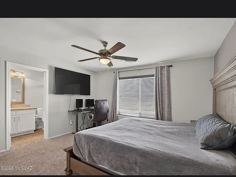 8330 S Camino Serpe — Photo 12