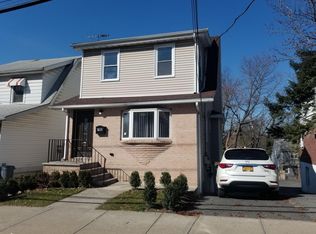 1035 Victory Blvd, Staten Island, NY