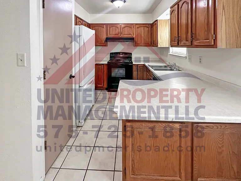 805 Merion Dr — Photo 9