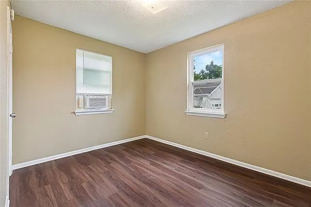 523 Wagner St — Photo 8