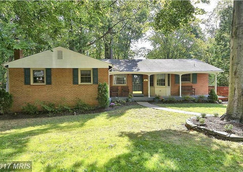 1st image of 8933 Falling Creek Ct