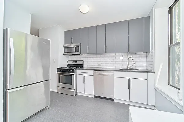 Rented by Living New York | media 22