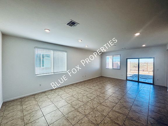 3rd image of 7846 S Sugarbend Dr