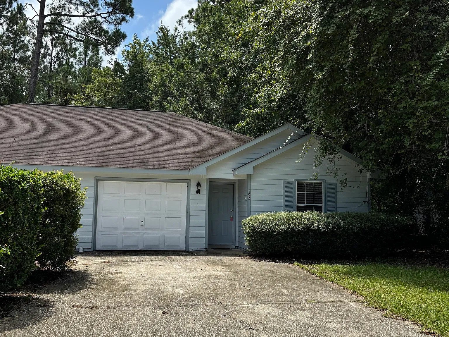 3 bed, 2.0 bath, 1120 sqft, $1,600 — Photo 2