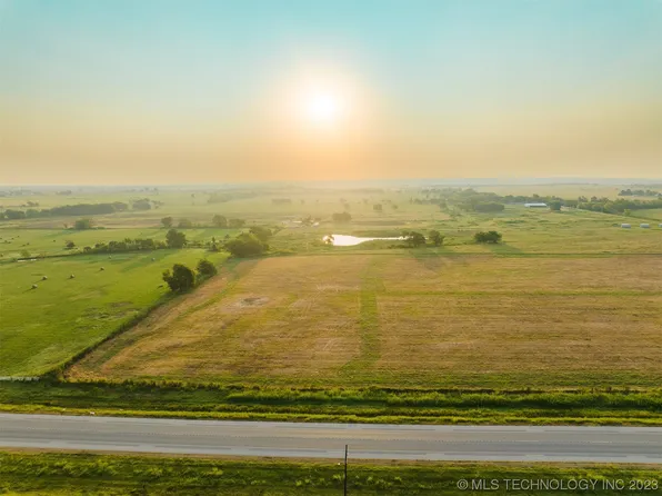 7001 Garfield Rd, Beggs, OK 74421