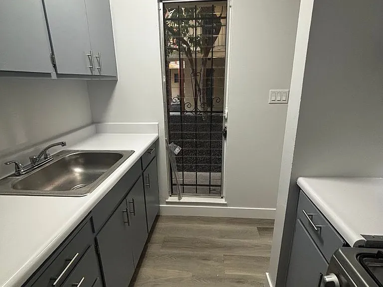 1230 Brookside Drive — Photo 9