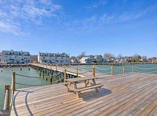 8605 Addison Bridge Pl, Chesapeake Beach, MD 20732
