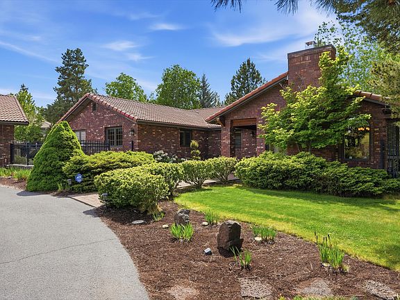 2nd image of 20407 Pine Vista Dr