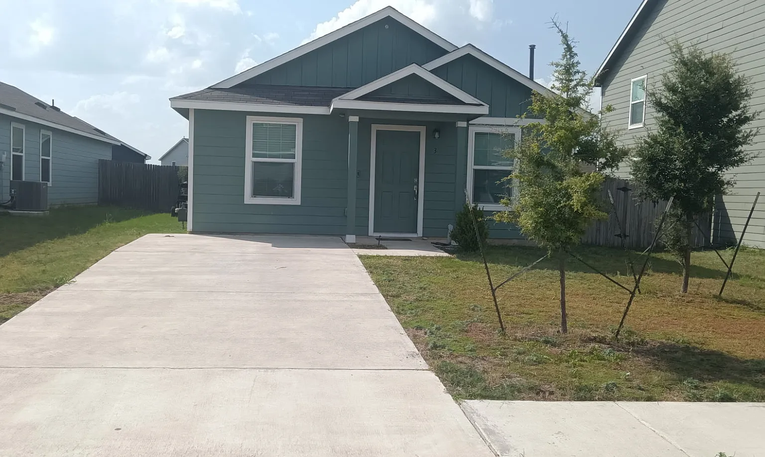 3 bed, 1550 sqft, $1,725 — Photo 1