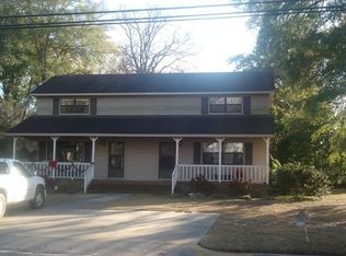 709 W King St, Elizabethtown, NC 28337