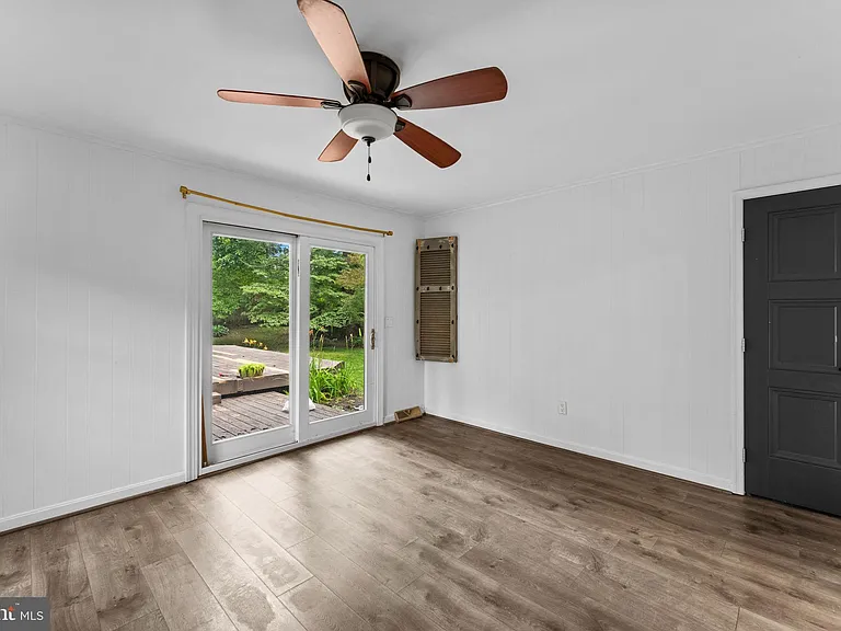 203 Maple St — Photo 22