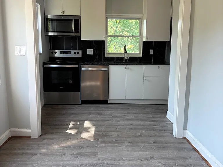 9103 Wallace Rd — Photo 10