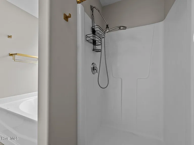 508 Azalea Dr — Photo 31