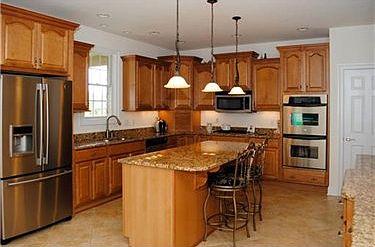 2nd image of 717 Belmar Pl