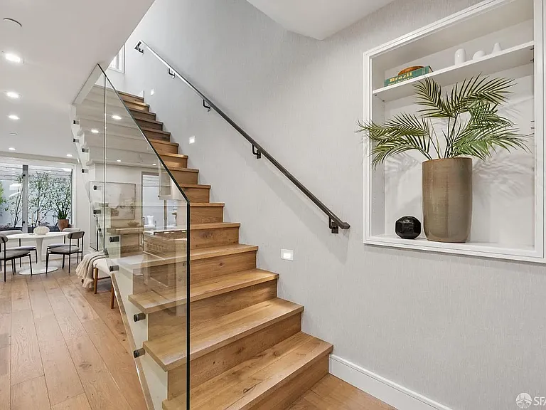 1259 Clay St — Photo 3