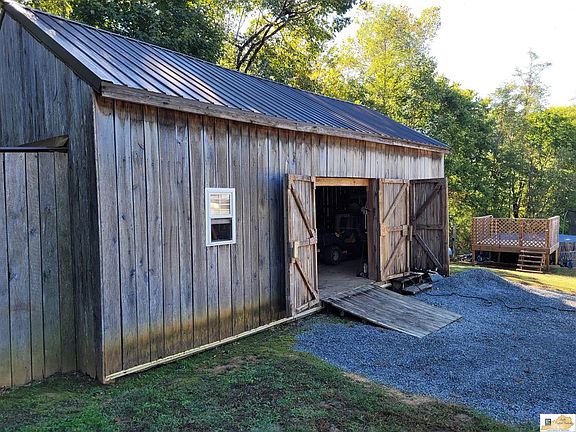 2nd image of 456 Day Lilly Ln
