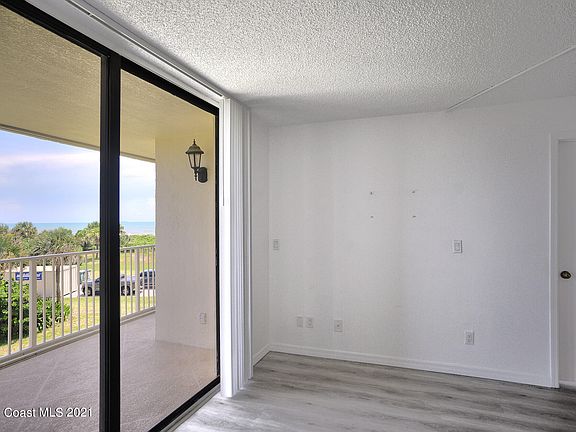 5th image of 840 N Atlantic Ave #303
