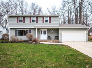 8227 Starburst Rd, Mentor, OH 44060