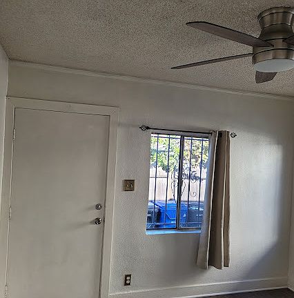 5th image of 5717 S Normandie Ave Unit 5721