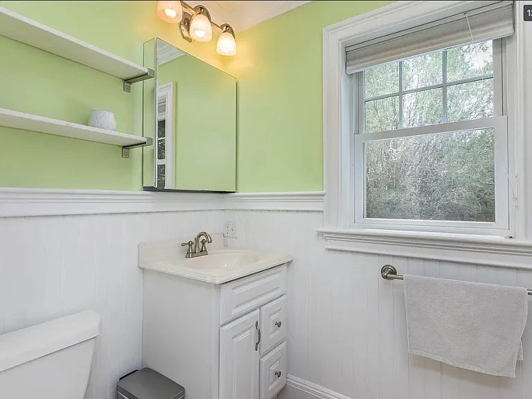18 Taylor St — Photo 10