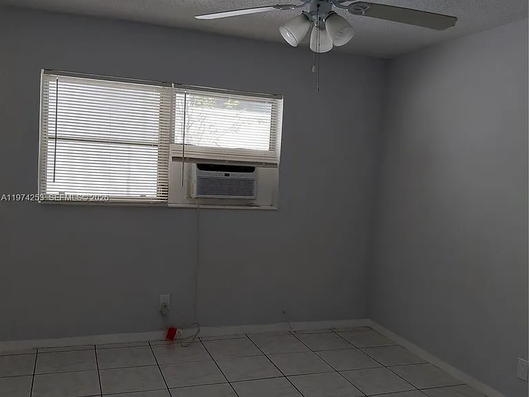 1431 SW 24th Ct #3 — Photo 12