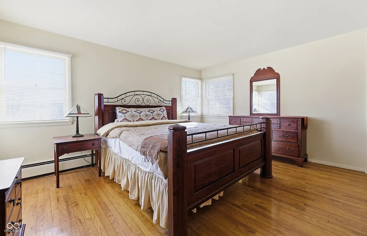 3 bed, 1716 sqft, $2,150 — Photo 1