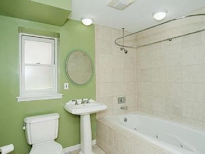 4th image of 1425 N California Ave #G