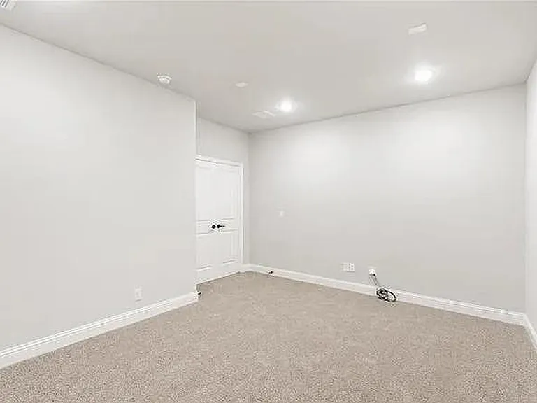 1012 Ridgehurst Rd — Photo 8