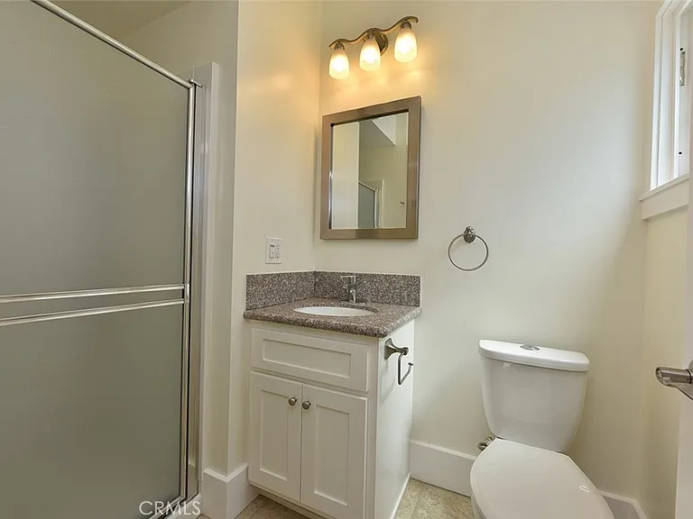 470 W Center St — Photo 15
