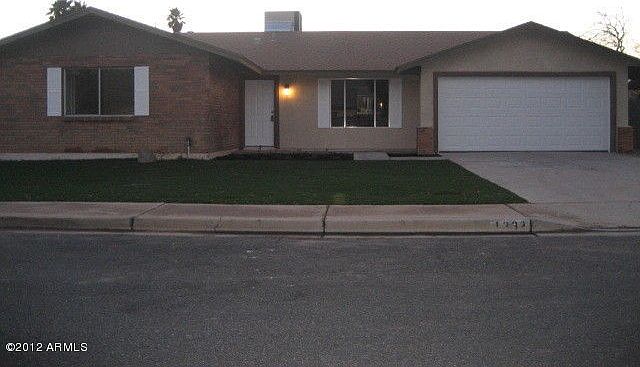 1st image of 1332 S Yale