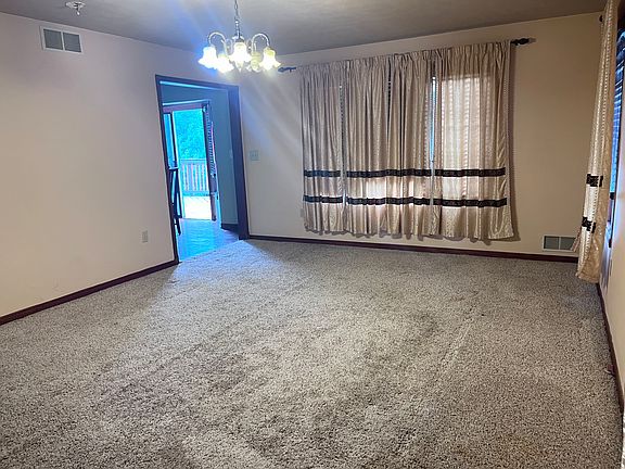 4th image of 12376 Dunham Dr