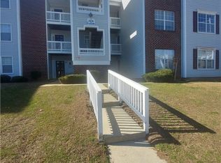 300 Waterdown Dr APT 8, Fayetteville, NC 28314
