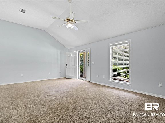 2nd image of 33621 Rosalia Ave