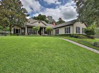 24012 Plymouth Hollow Cir, Sorrento, FL 32776