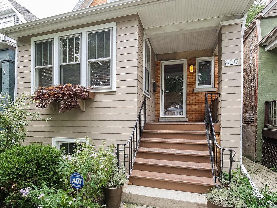 1st image of 829 N Lombard Ave #1