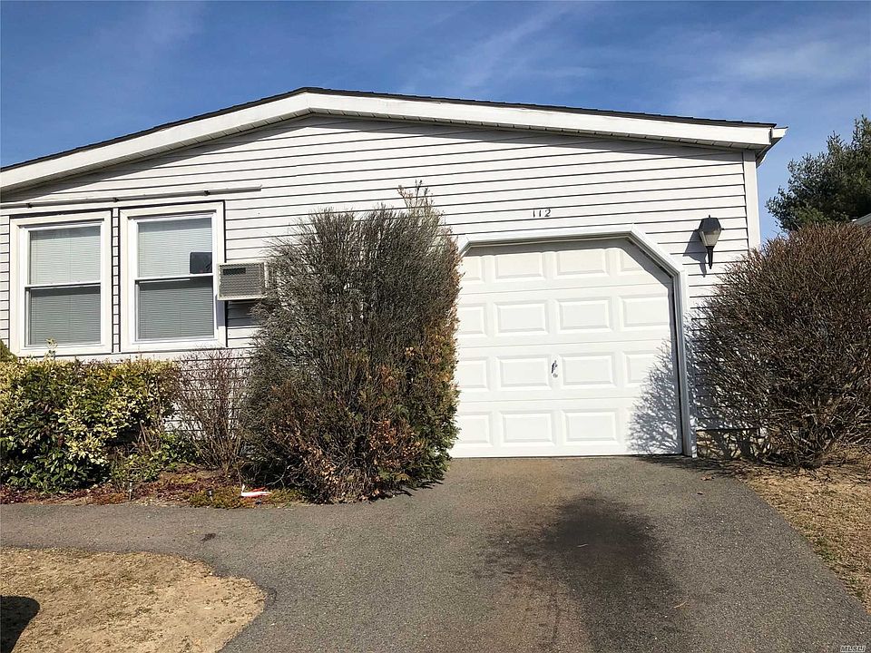 1st image of 112 Village Cir W