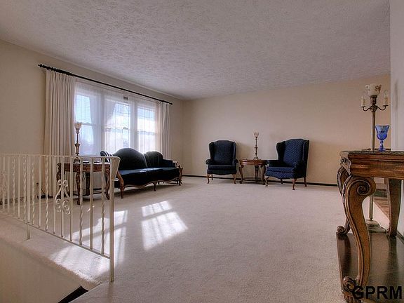 5th image of 9174 Himebaugh Ave