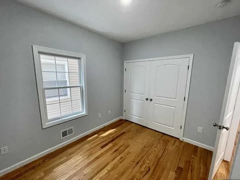 519 Cross St #1 — Photo 8