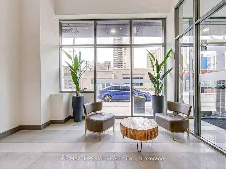 49 Walnut St S #1308 — Photo 4