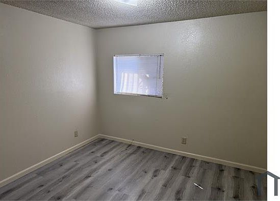 4th image of 1210 W 104th St #B