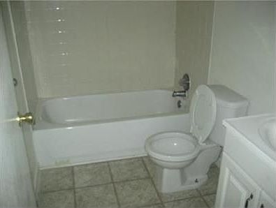4th image of 3802 Tigerbelle Dr